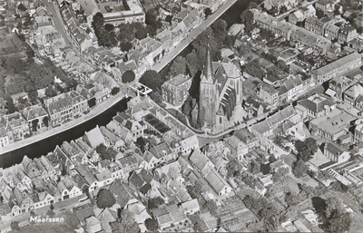 130628 Luchtfoto van Maarssen, met in het midden de Heilig Hartkerk.